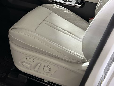 New 2026 Kia Sorento SX Prestige AWD/4WD image 12