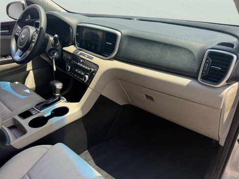 Certified 2021 Kia Sportage LX FWD image 18