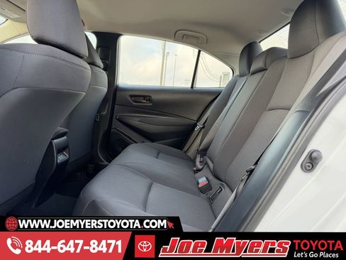 Used 2024 Toyota Corolla LE image 27