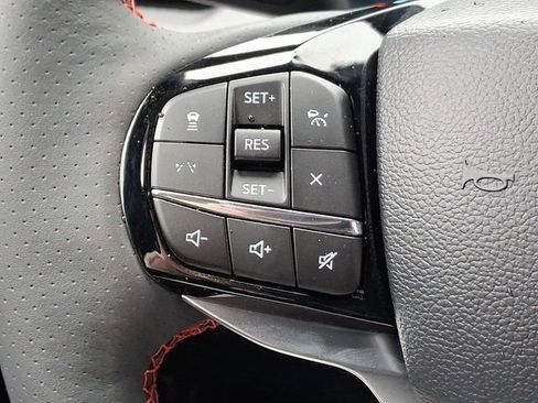 Used 2026 Ford Explorer ST-Line w/ ST-Line Street Pack AWD/4WD image 13