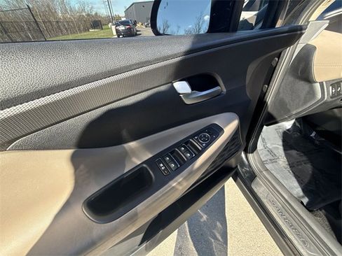 Used 2020 Hyundai Santa Fe SEL image 13
