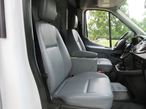 Used 2018 Ford Transit 350 148 Medium Roof RWD image 40