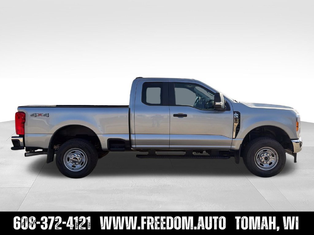 Used 2023 Ford F250 XL w/ Snow Plow Prep Package AWD/4WD image 9