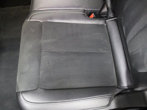 Used 2024 Jeep Grand Cherokee L Laredo image 22