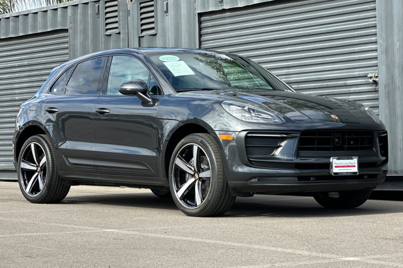 Certified 2023 Porsche Macan AWD/4WD image 10