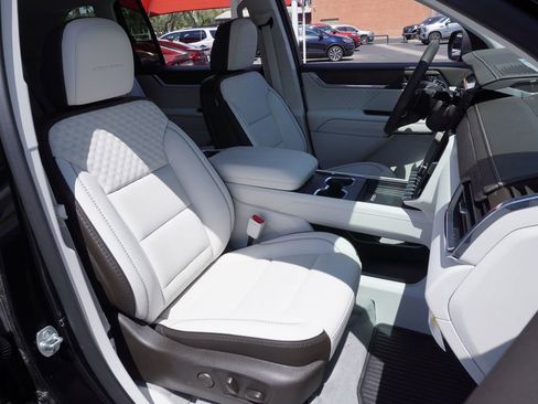 New 2025 GMC Acadia Denali w/ LPO, All-Weather Package image 13