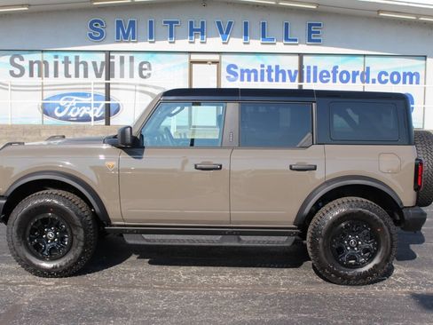 New 2026 Ford Bronco Badlands w/ Wildtrak Package AWD/4WD image 3