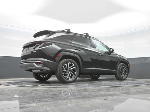 New 2026 Hyundai Tucson Limited image 36