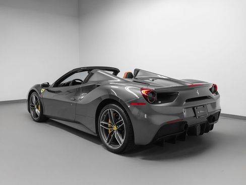 Certified 2018 Ferrari 488 Spider RWD image 68