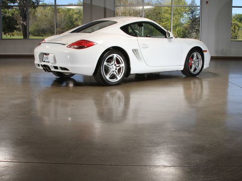 Used 2009 Porsche Cayman S image 8