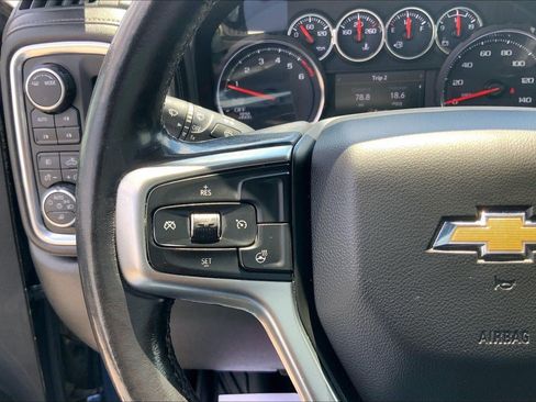 Used 2021 Chevrolet Silverado 1500 LTZ AWD/4WD image 17