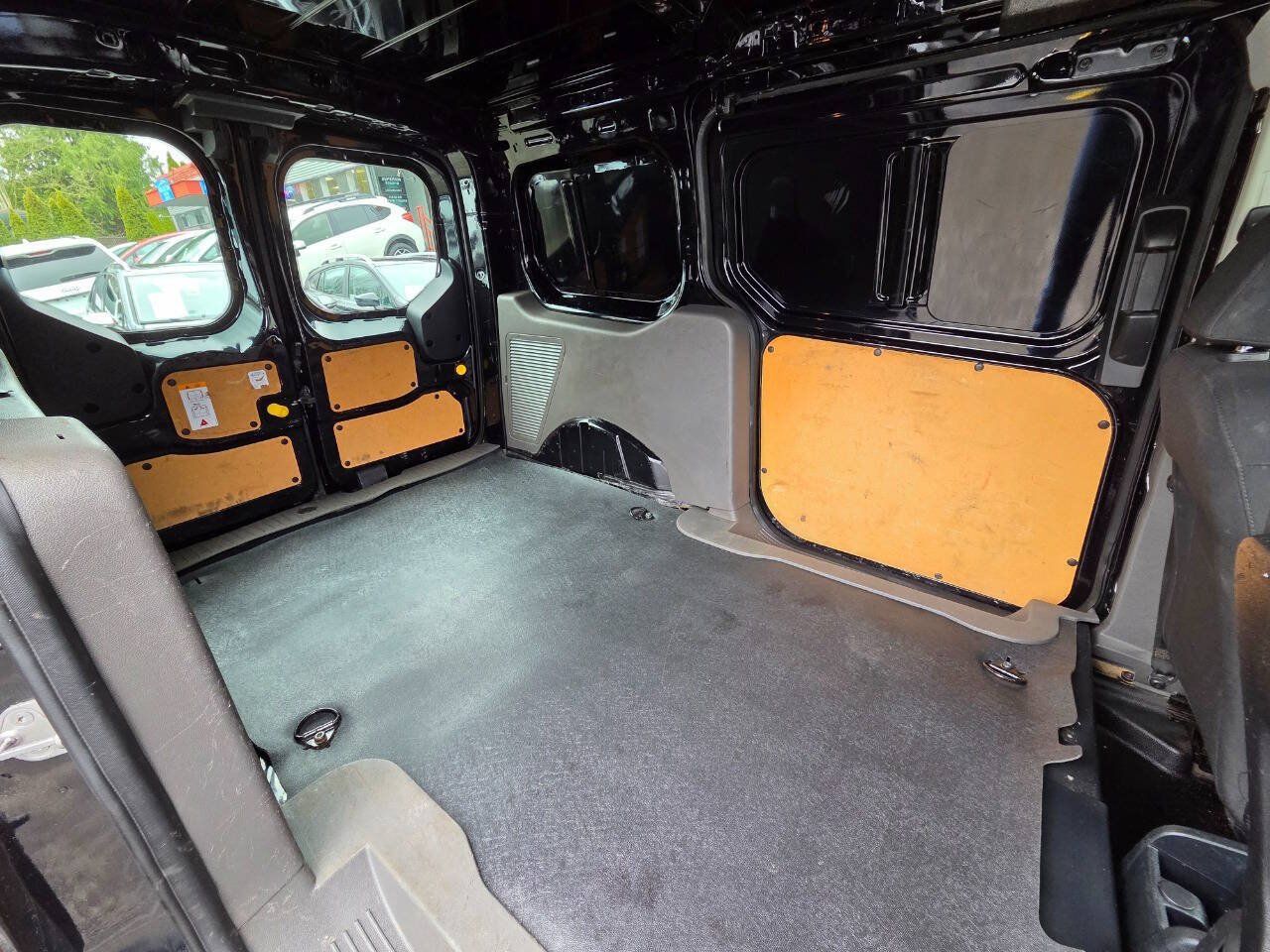 Used 2022 Ford Transit Connect XL FWD image 18