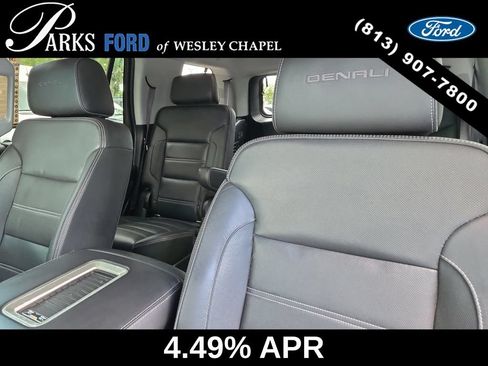 Used 2019 GMC Yukon Denali w/ Denali Ultimate Package AWD/4WD image 21