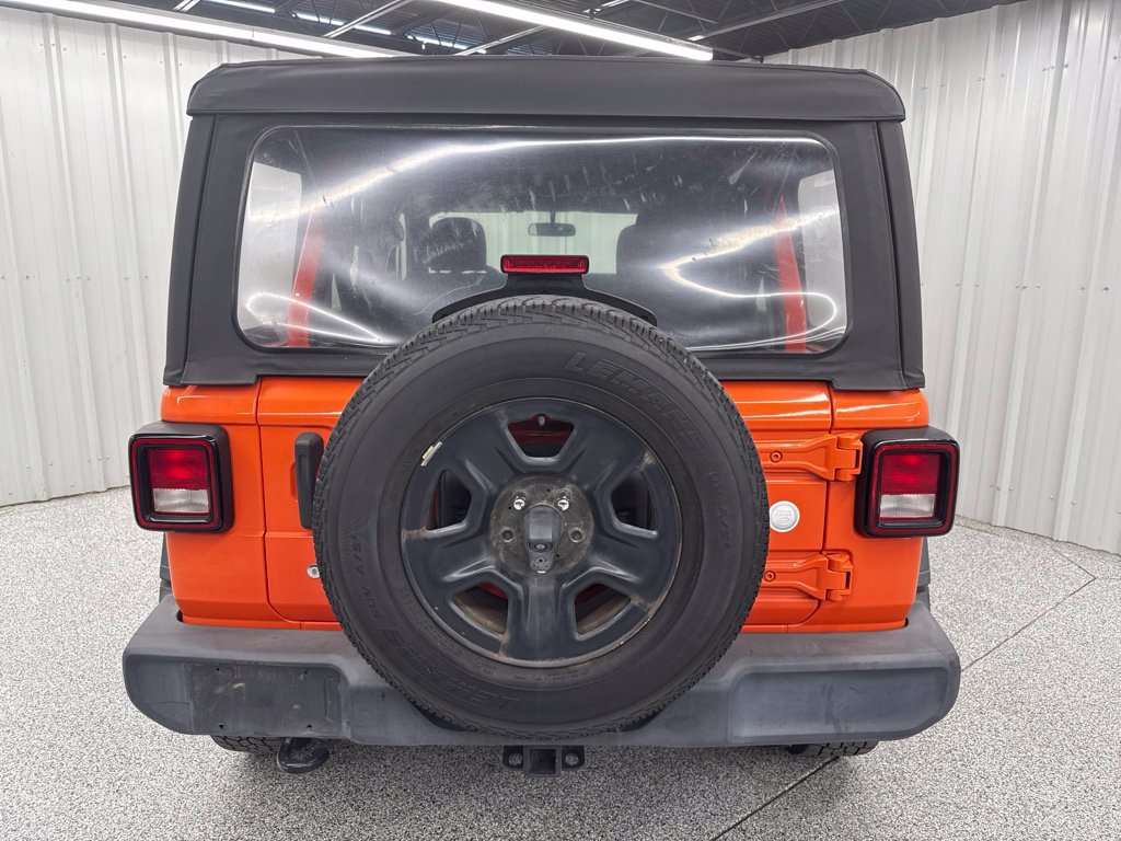Used 2018 Jeep Wrangler Unlimited Sport AWD/4WD image 5
