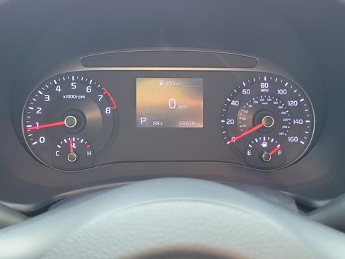 Used 2020 Kia Soul S FWD image 25