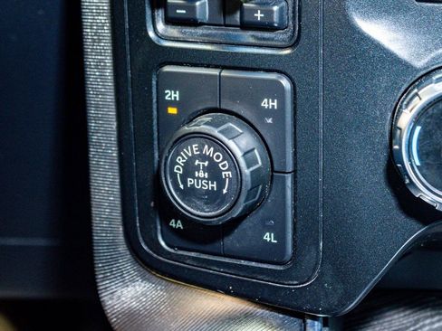 Used 2022 Ford F150 Platinum w/ Equipment Group 701A High image 16