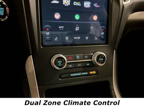 Used 2024 Ford Edge SEL w/ Cargo Accessory Package AWD/4WD image 14