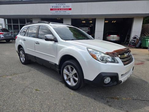 Used 2013 Subaru Outback 3.6R Limited image 18