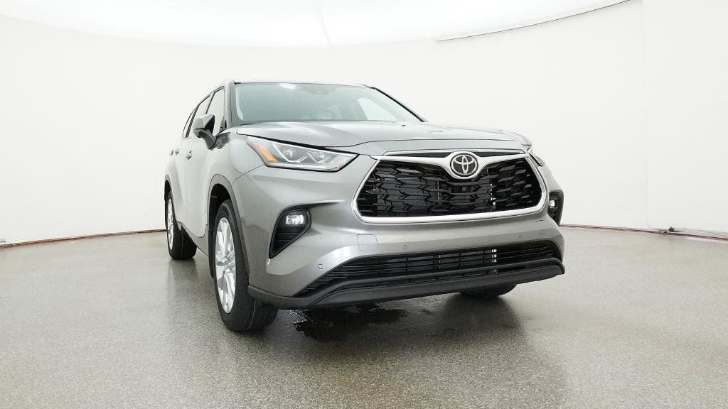 New 2026 Toyota Highlander Limited AWD/4WD image 33