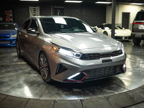 Used 2023 Kia Forte GT FWD image 5