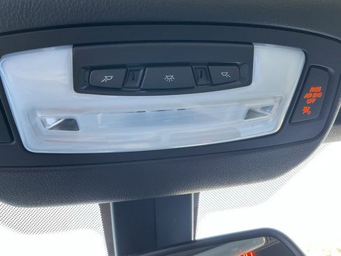 Used 2018 BMW 440i Convertible image 31