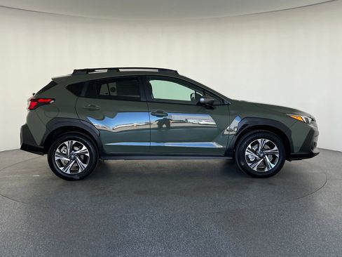 New 2026 Subaru Crosstrek 2.0i Premium image 2