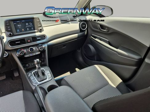 Used 2019 Hyundai Kona SEL w/ SEL Tech Package 02 FWD image 11
