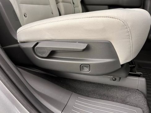 New 2026 Hyundai Santa Fe SE image 40