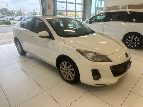 Used 2013 MAZDA MAZDA3 i Grand Touring FWD image 15