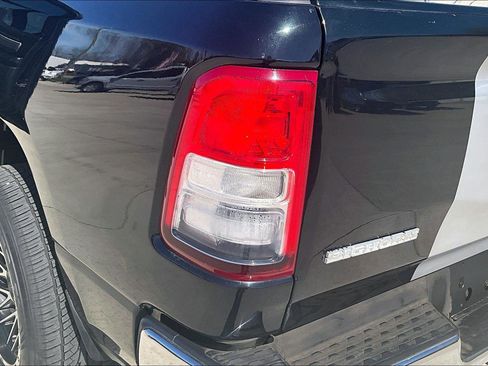 Used 2019 RAM 1500 Big Horn AWD/4WD image 32