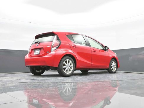 Used 2015 Toyota Prius C Three image 36