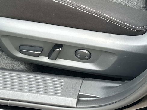 New 2026 Nissan Rogue SV FWD image 16