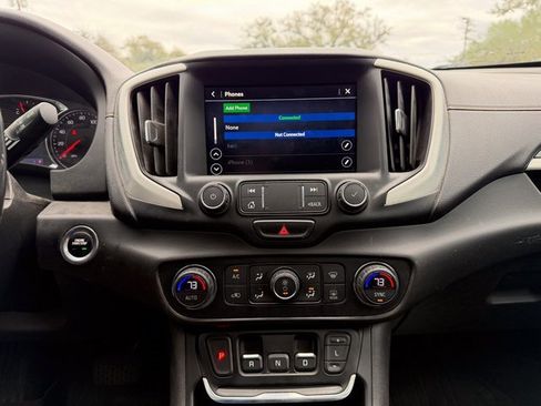 Used 2021 GMC Terrain SLT w/ Infotainment Package II image 8