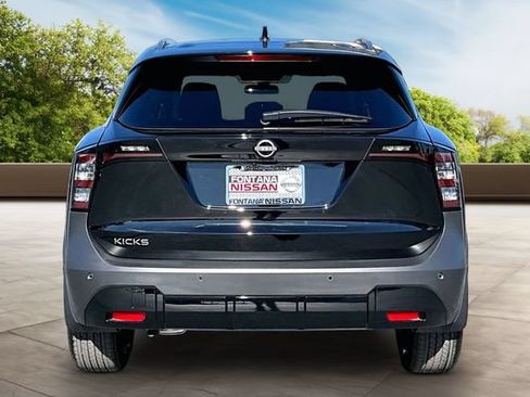 New 2027 Nissan Kicks SR FWD image 4