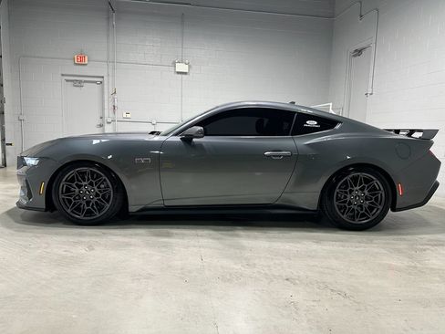 Used 2024 Ford Mustang GT w/ GT Performance Package RWD image 17