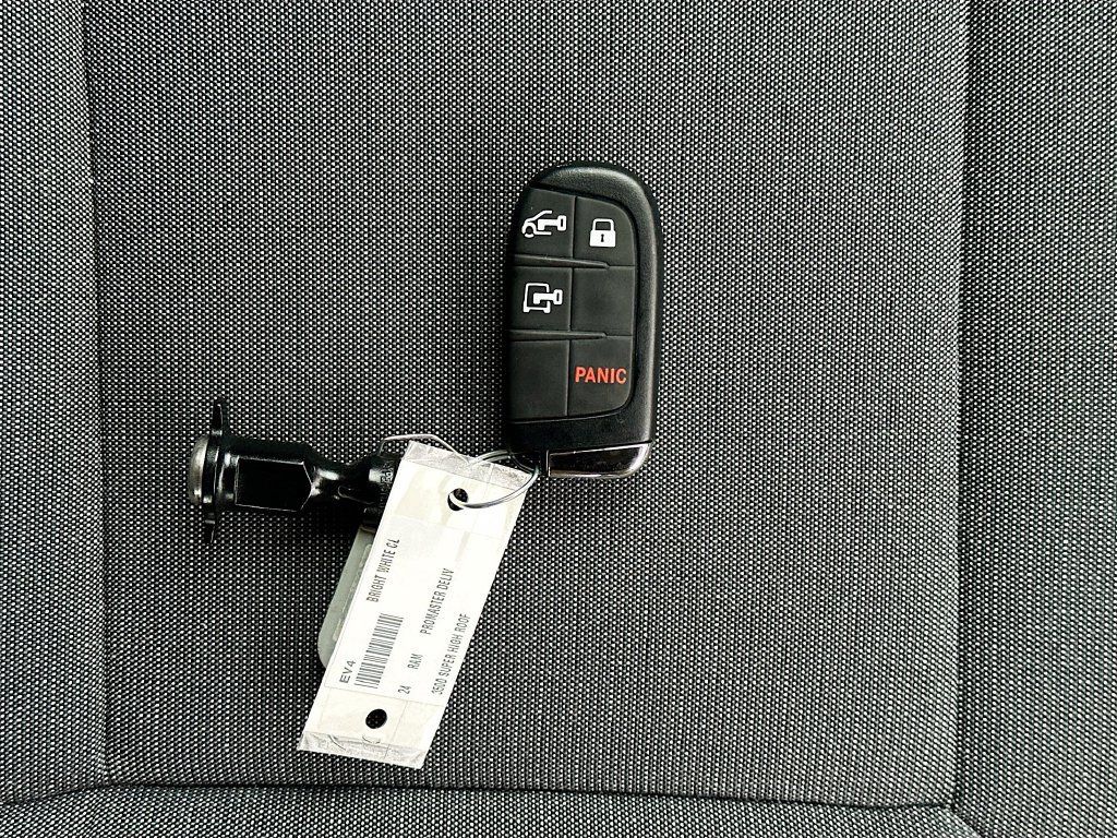 Used 2024 RAM ProMaster 3500 w/ Delivery Van Package FWD image 35
