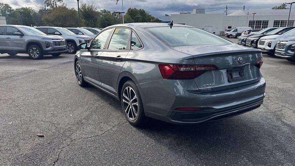Used 2024 Volkswagen Jetta Sport FWD image 4