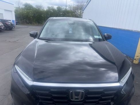 Used 2024 Honda CR-V EX image 3