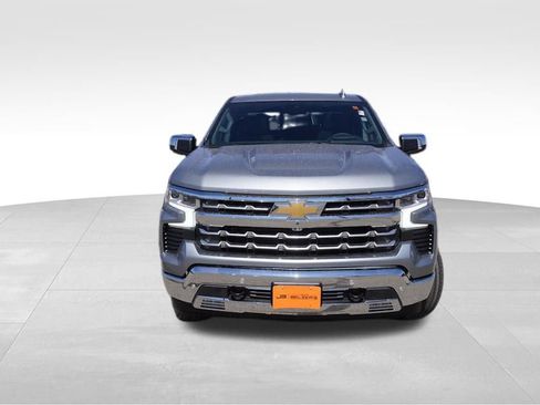 New 2025 Chevrolet Silverado 1500 LTZ w/ LTZ Premium Package AWD/4WD image 8
