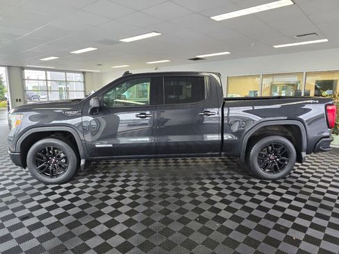 Used 2020 GMC Sierra 1500 Elevation w/ Elevation Value Package AWD/4WD image 6