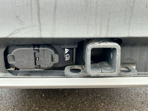 Used 2025 Ford Explorer Active w/ Active Comfort Package image 34