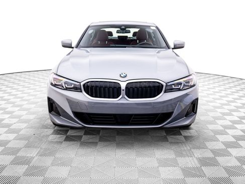 Used 2025 BMW 330i xDrive Sedan AWD/4WD image 9