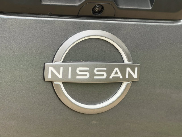 Used 2023 Nissan Frontier SV w/ Midnight Edition Package AWD/4WD image 47