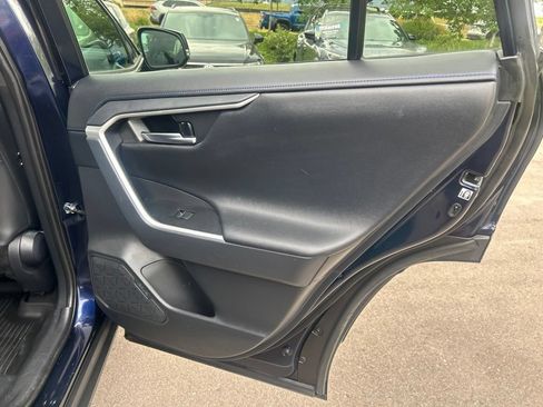 Used 2019 Toyota RAV4 XSE AWD/4WD image 14