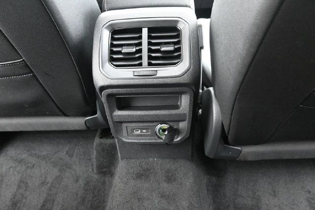 Used 2023 Volkswagen Tiguan SE FWD image 36