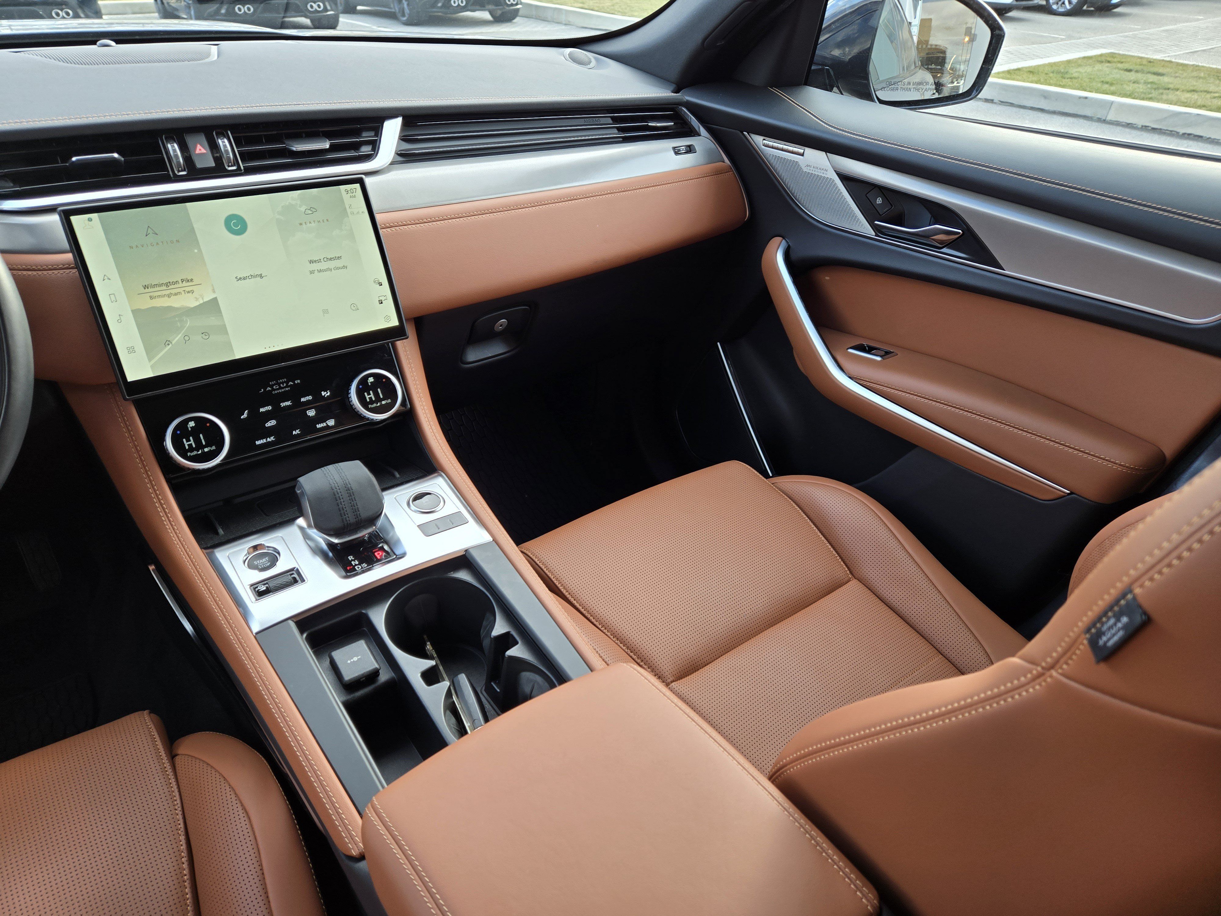 Certified 2026 Jaguar F-PACE R-Dynamic S AWD/4WD image 14