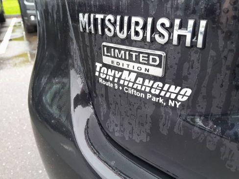 Used 2017 Mitsubishi Outlander Sport LE AWD/4WD image 41
