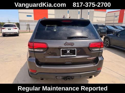 Used 2021 Jeep Grand Cherokee Trailhawk w/ Trailhawk Luxury Group AWD/4WD image 3