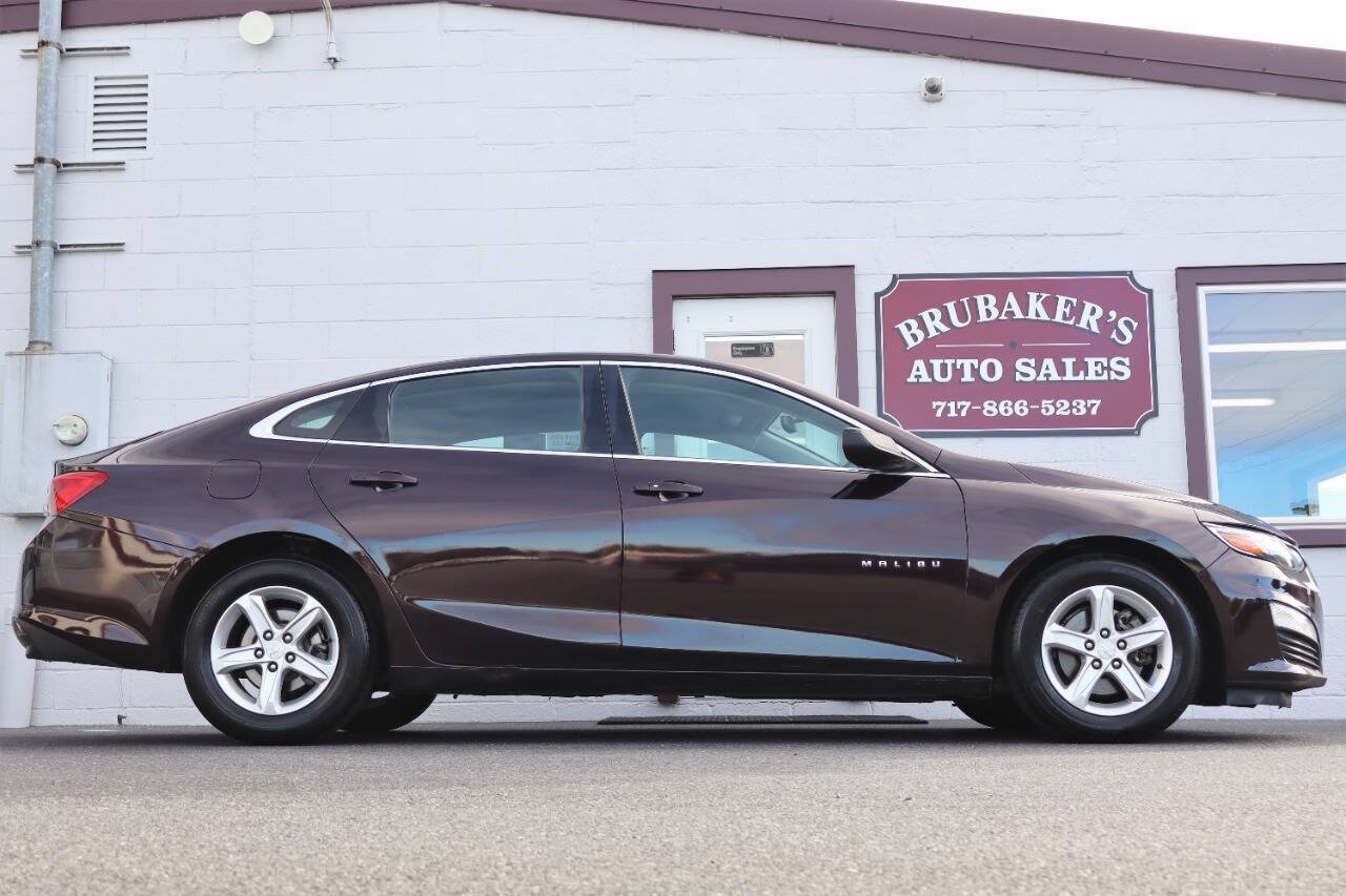 Used 2020 Chevrolet Malibu LS FWD image 4