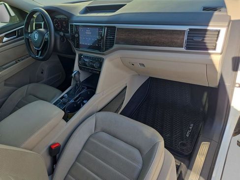Used 2019 Volkswagen Atlas SEL Premium image 29